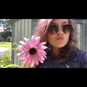 Meet your Posher, Drew